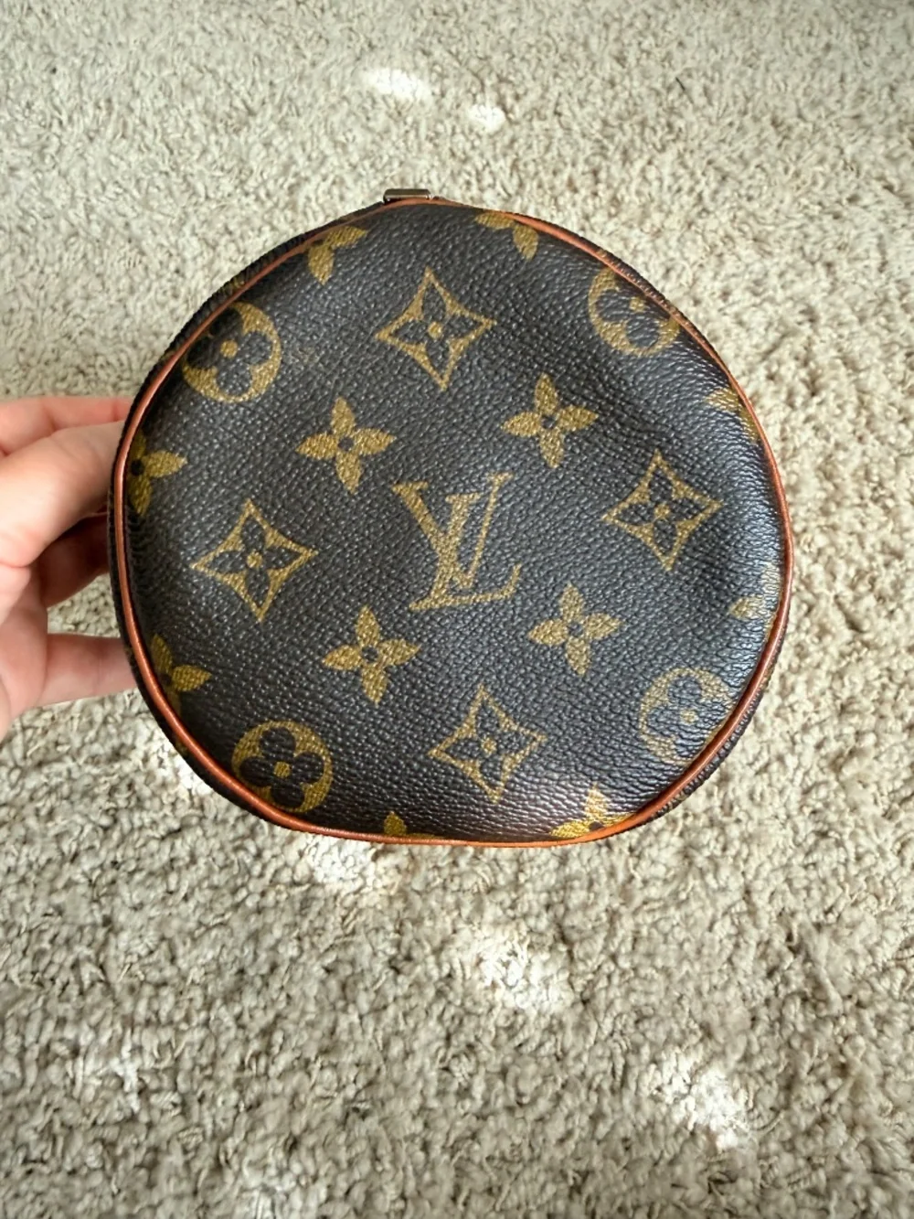 Louis Vuitton this authentic
